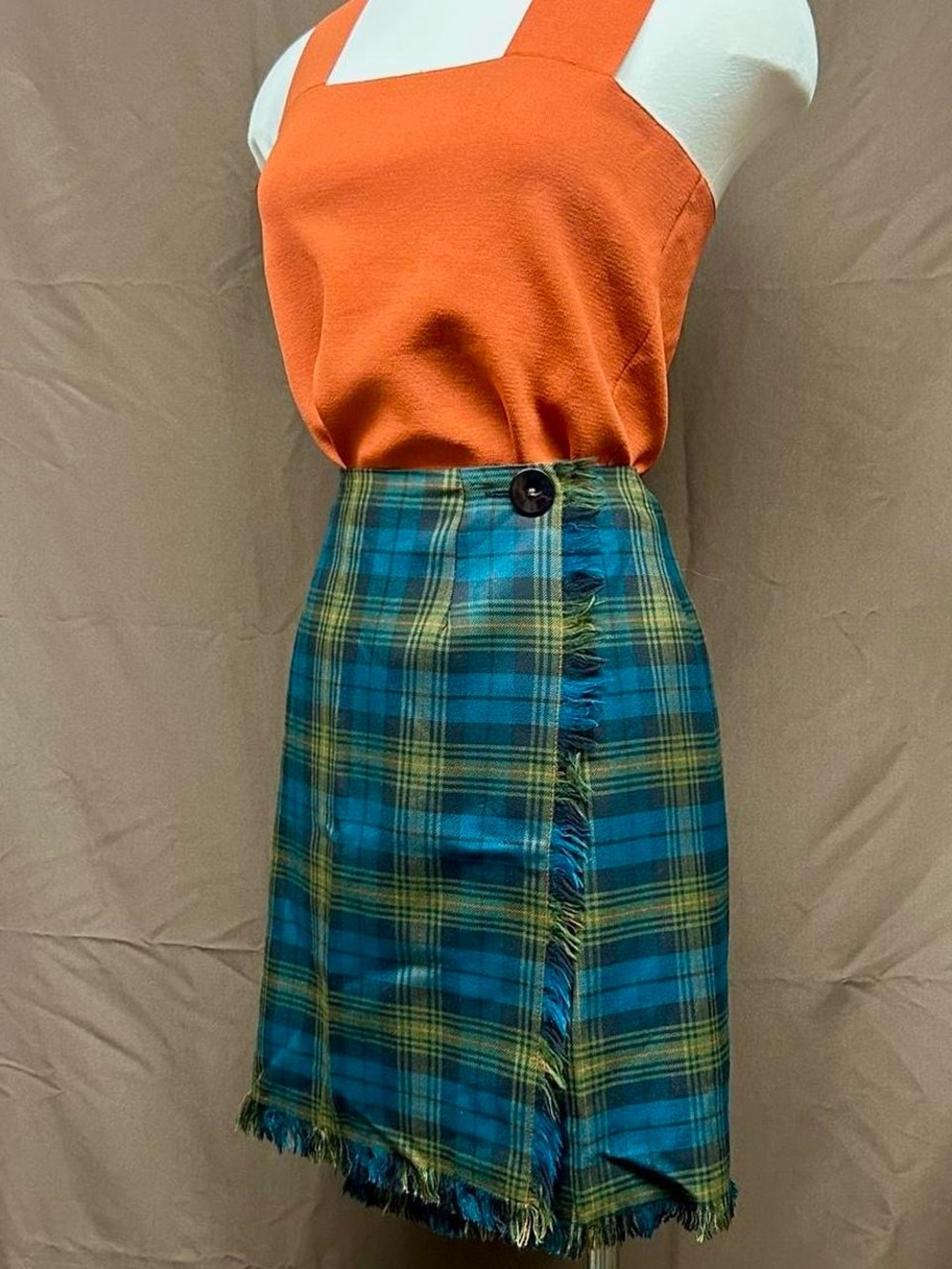 Vtg Frayed Mini Wrap Skirt in plaid - Picture 3 of 6